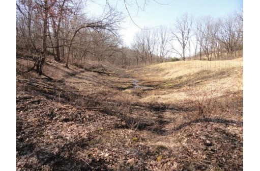 22 AC County Road A, Blanchardville, WI 53516