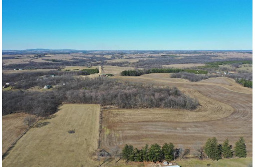 22 AC County Road A, Blanchardville, WI 53516