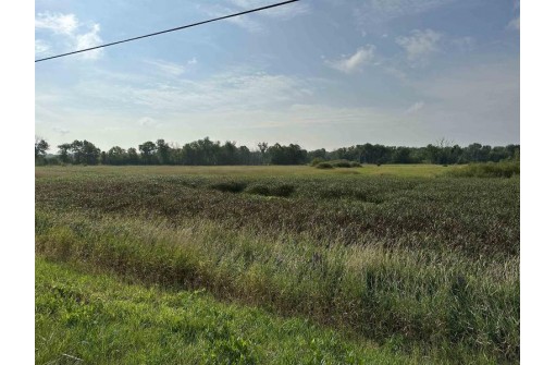 74.66AC Highway 33, Portage, WI 53901