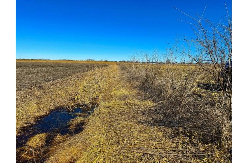 33 +/-AC Highway 73, Randolph, WI 53956