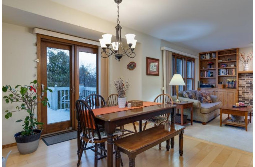 543 Harvest Lane, Sun Prairie, WI 53590