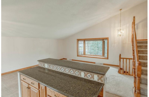 5744 Lacy Road, Fitchburg, WI 53711