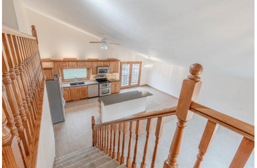 5744 Lacy Road, Fitchburg, WI 53711