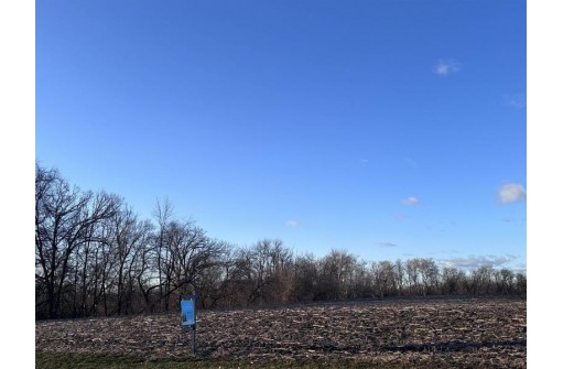 LOT 2 CSM 5301- Hinzman Road, Fall River, WI 53932