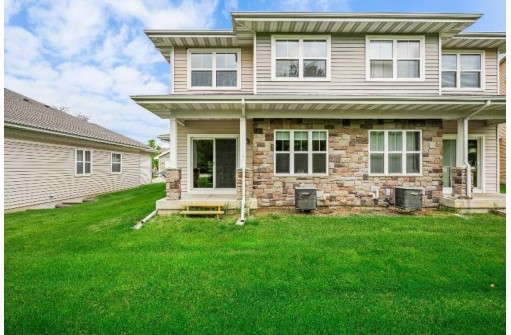 5113 Merwood Lane 113, Madison, WI 53718