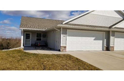 1207 Cody Parkway, Platteville, WI 53818