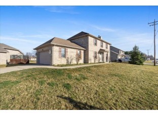 535 Grey Fox Run Watertown, WI 53094