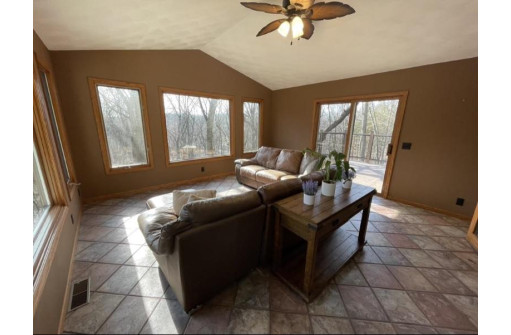 5237 N Northwood Trace, Janesville, WI 53545