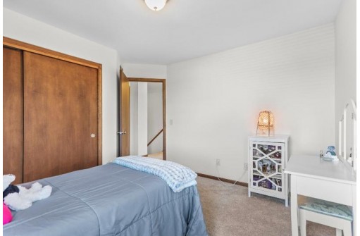 141 Milky Way, Madison, WI 53718