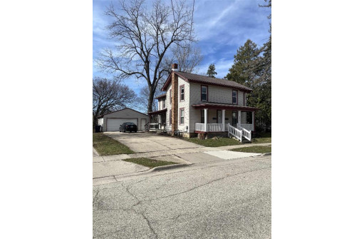 523 Eisenhower Avenue, Janesville, WI 53545