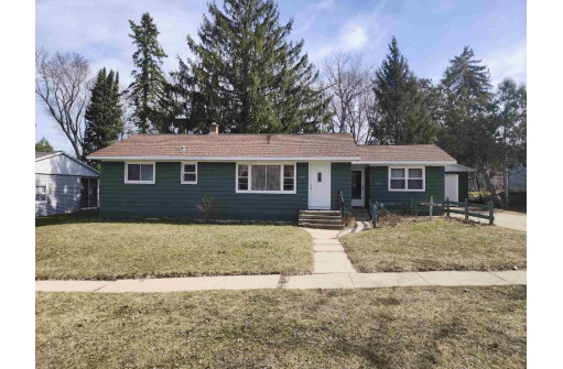 1121 Grant Street, Fort Atkinson, WI 53538