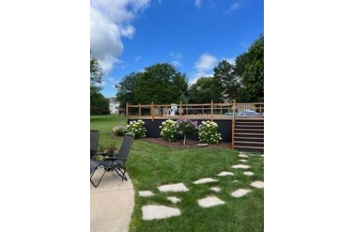 501 Prairieview Court, DeForest, WI 53532