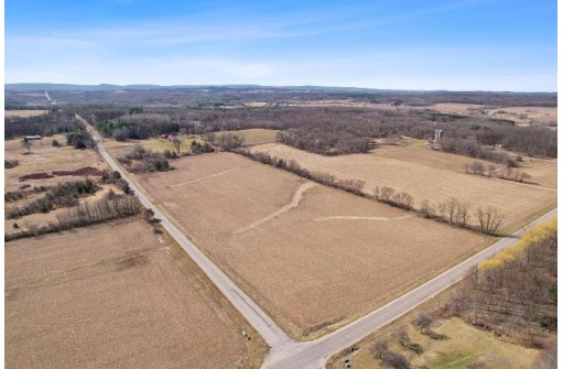 15.25 ACRES County Road U/Gillem Road, Baraboo, WI 53913