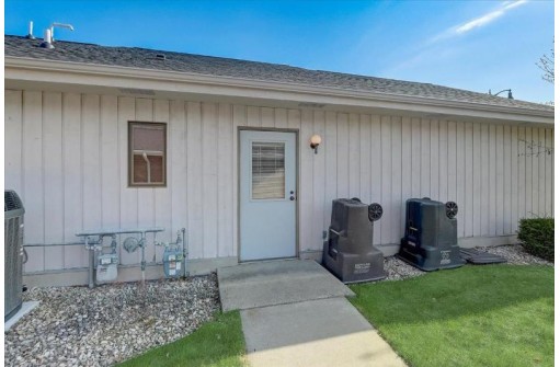 111-113 Depot Street, Johnson Creek, WI 53038-0000