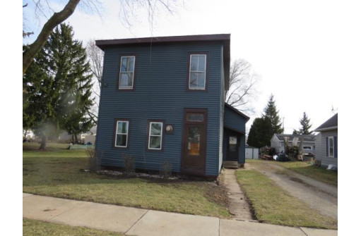 2106 Ashland Street, Oshkosh, WI 54901