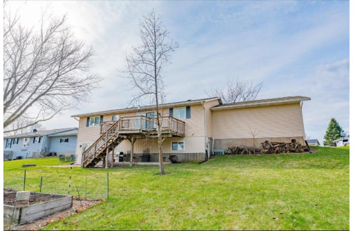 1012 Tower Circle, New Glarus, WI 53574