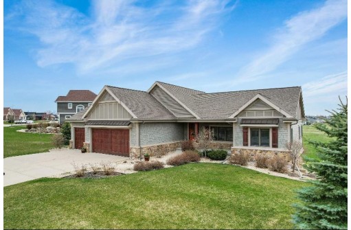 6680 Covered Bridge Trail, Sun Prairie, WI 53590