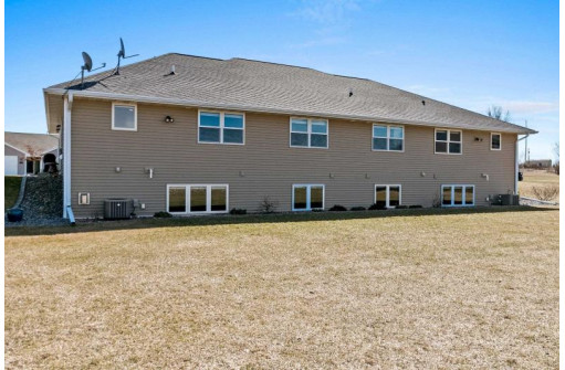 843/845 Morning Star Lane, Denmark, WI 54208