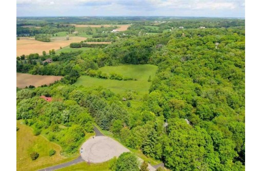 18.94AC Enchanted Valley, Middleton, WI 53562