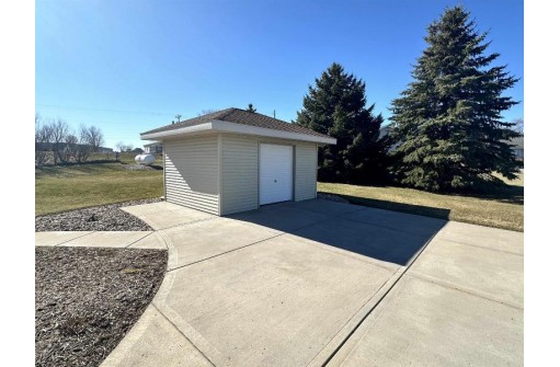 7369 Springhelt Drive, Dane, WI 53529