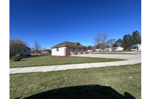 259 Wildfire Lane, Milton, WI 53563