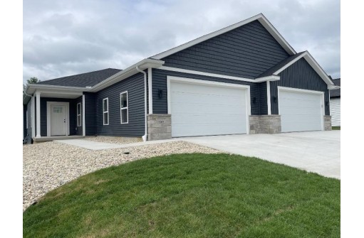 3809 Tanglewood Place, Janesville, WI 53546