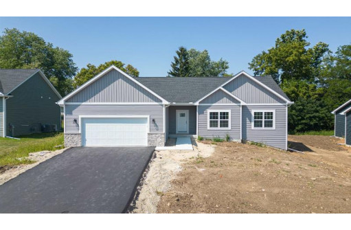 402 Luann Kay Lane, Orfordville, WI 53576