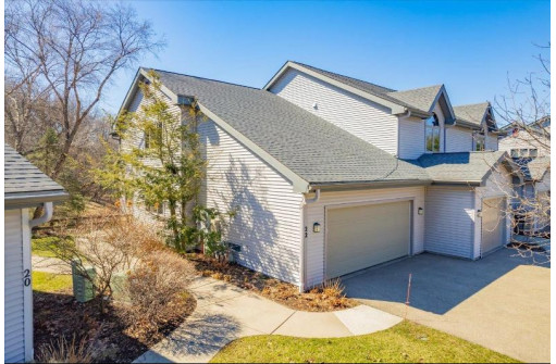 22 Hidden Hollow Trail, Madison, WI 53717