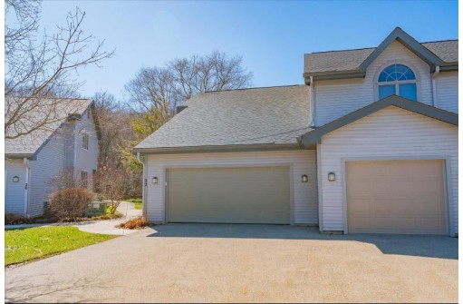 22 Hidden Hollow Trail, Madison, WI 53717