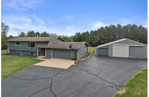 W6669 Bluff Road, Whitewater, WI 53190