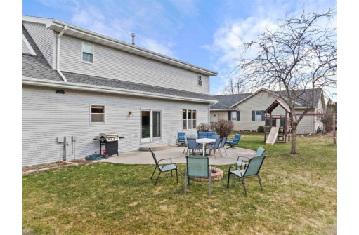 4624 Hunters Glen Drive, Sheboygan, WI 53083