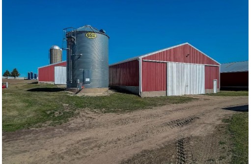 6685 Hwy P, Dane, WI 53529