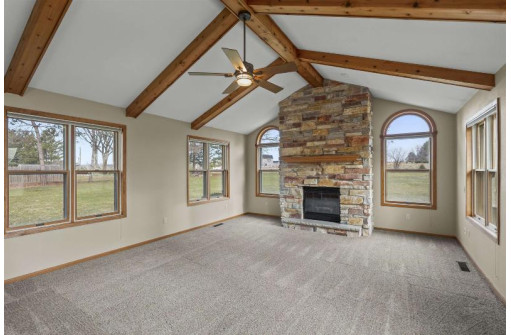 7542 Pioneer Place, Verona, WI 53593