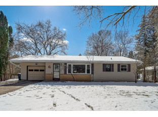 5209 Raymond Road Madison, WI 53711