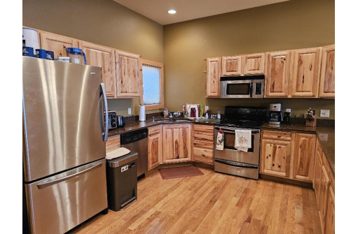 W4070 Vista Court, Mauston, WI 53948