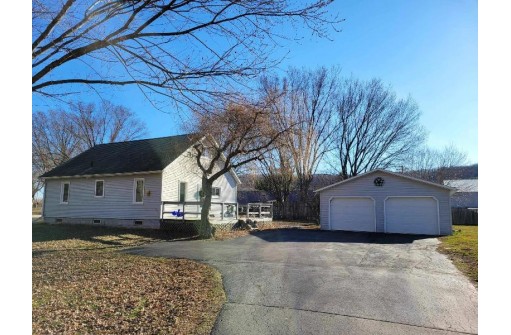 315 W Main Street, Readstown, WI 54652