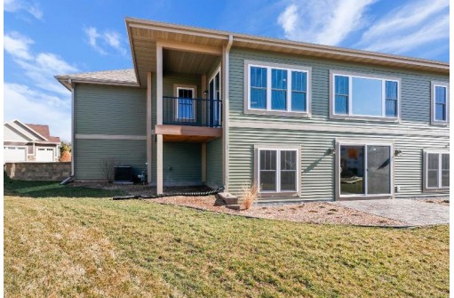 239 W Nelson Street, Deerfield, WI 53531