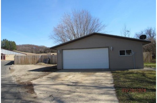 24737 Highway 58, Richland Center, WI 53581