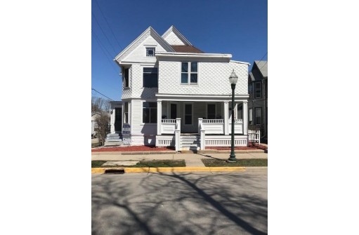 221-223 N Pinckney Street, Madison, WI 53703