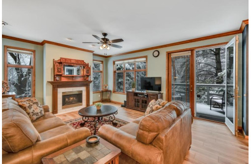 35 Deer Point Trail, Madison, WI 53719