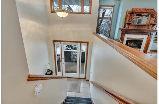 35 Deer Point Trail, Madison, WI 53719