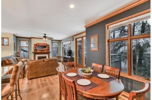 35 Deer Point Trail, Madison, WI 53719