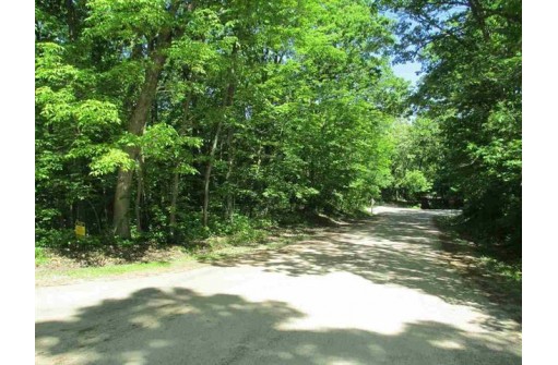 LOT 17 D'Nera Vista Court, Baraboo, WI 53913