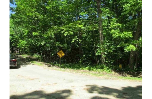 LOT 17 D'Nera Vista Court, Baraboo, WI 53913