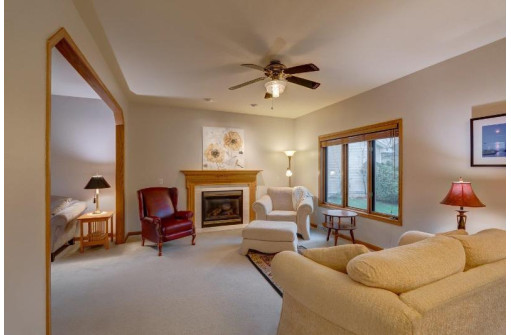 1234 Meadowlark Drive, Sun Prairie, WI 53590