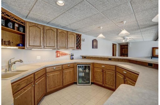 2235 County Road Jg, Mount Horeb, WI 53572