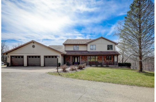 2235 County Road Jg, Mount Horeb, WI 53572