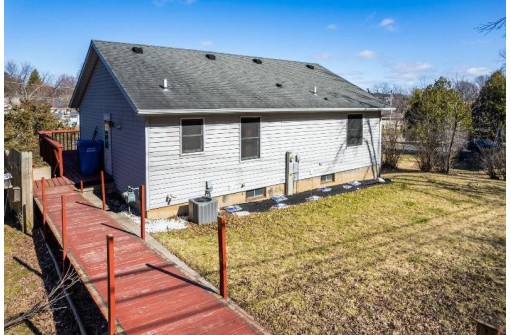 560 Quarry Street, Baraboo, WI 53913