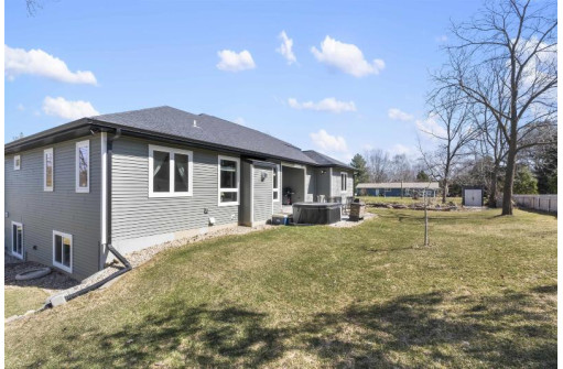 7670 Westman Way Road, Middleton, WI 53562