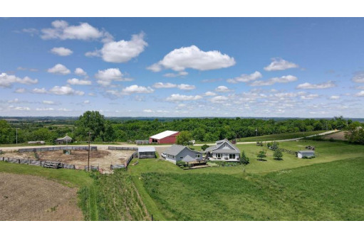 28850 Highway 131, Wauzeka, WI 53826